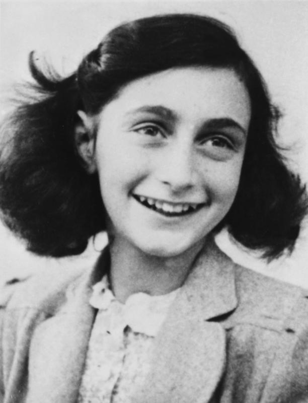 s:10:"Anne Frank";