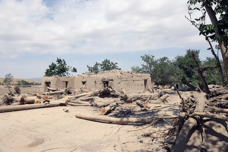 s:54:"Zerstörte Häuser in der afghanischen Provinz Baghlan";