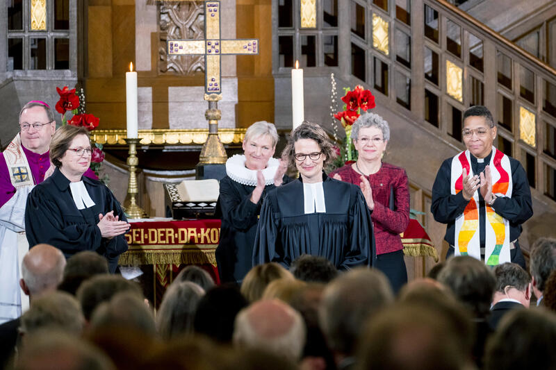 s:54:"Einführungsgottesdienst in der Lutherkirche Wiesbaden";